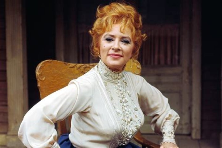 A Comprehensive Look at Amanda Blake: The Iconic Star of the Golden Age of Television
