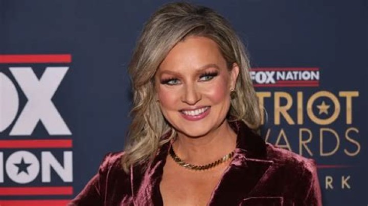 Age and Insights on Sandra Smith: Biography and More