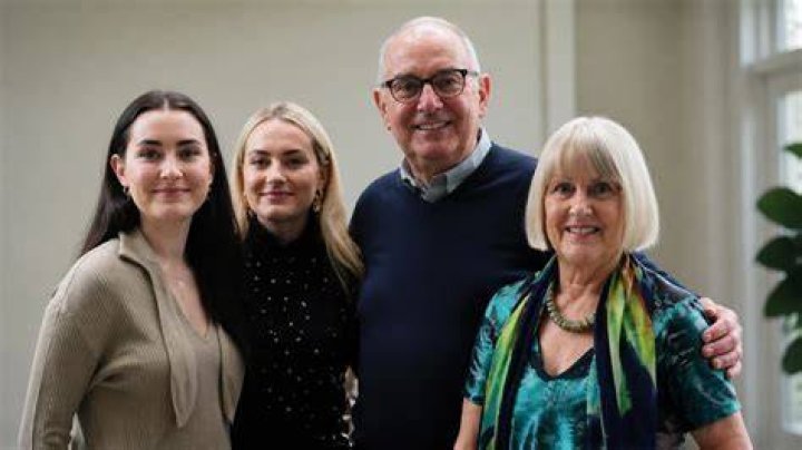 Amelia Dimoldenberg Sister: A Deep Dive into Family Ties and Influence