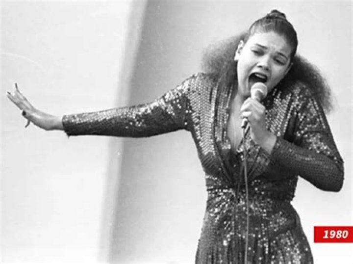 Angela Bofill Net Worth 2023: A Closer Look into Her Financial Journey