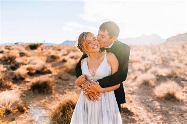 Are Alex Honnold and Sanni Still Together? A Closer Look at Their Relationship