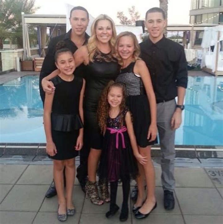 Behind the Scenes: Mike Bibby Wife and Their Life Together