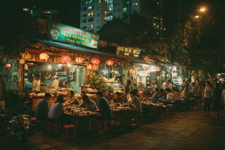 Big Mee H: The Rise of a Culinary Icon in the Street Food Scene