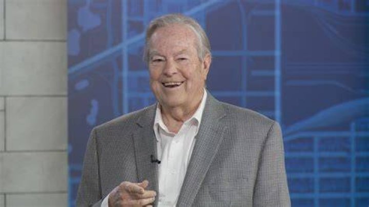 Bill Kurtis: A Journey Through the Life and Career of a Broadcasting Icon