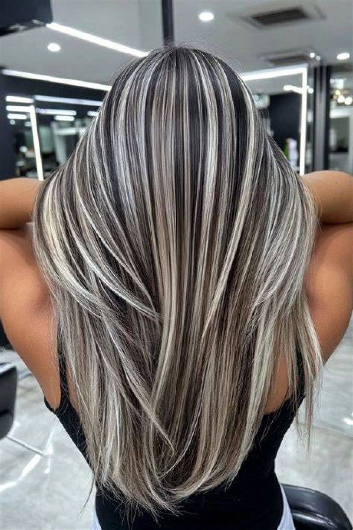 Blonde Highlights with Black: The Ultimate Guide to Stunning Hair Transformations
