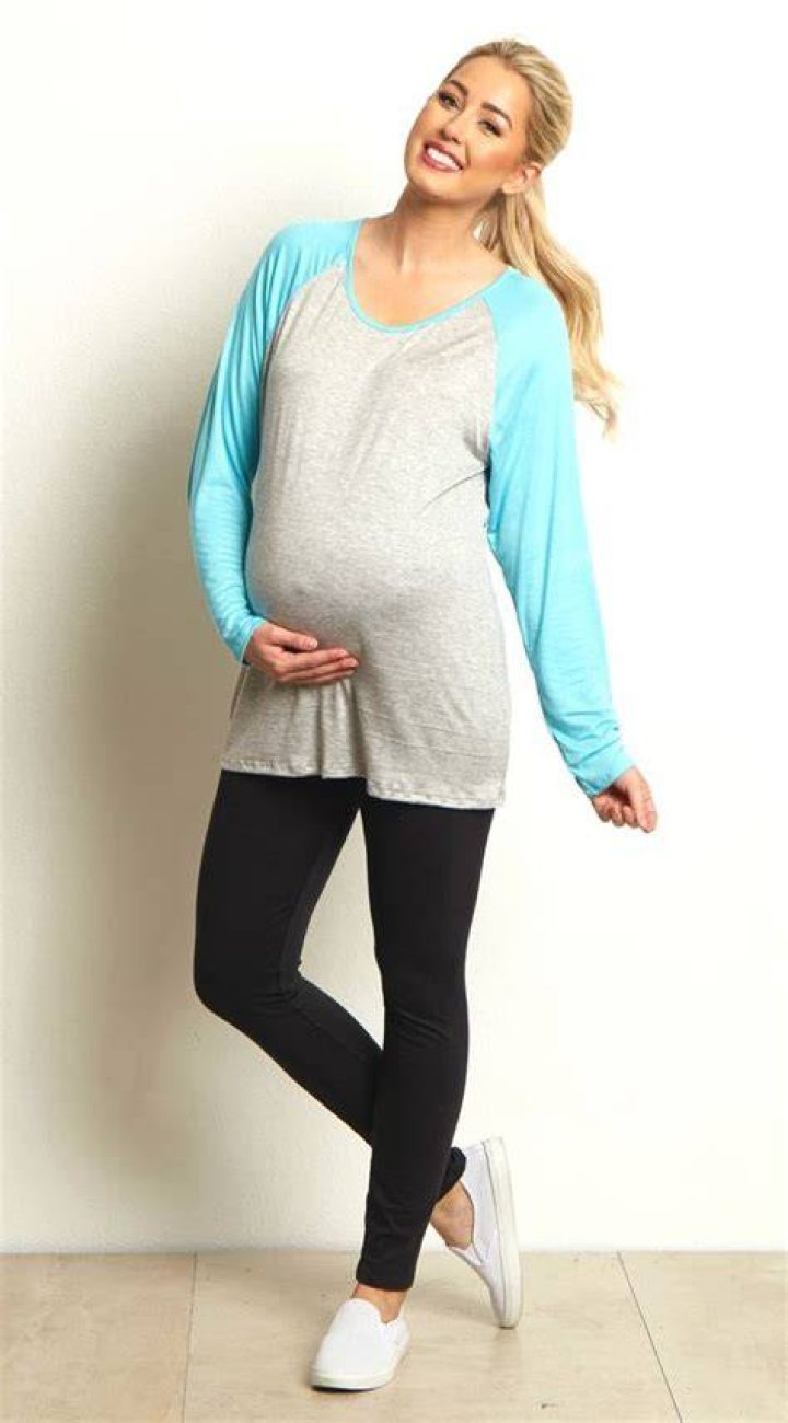 Boohoo Maternity Clothes: Stylish and Affordable Options for Expecting Mothers