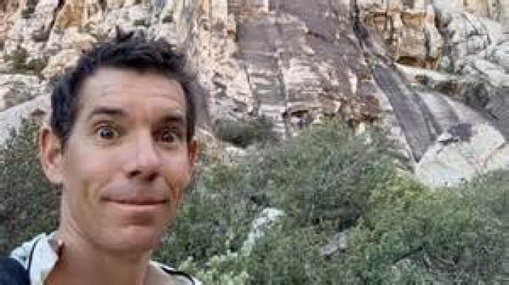 Breathtaking Footage: Witness Alex Honnold's Miraculous Survival After a Daring Fall