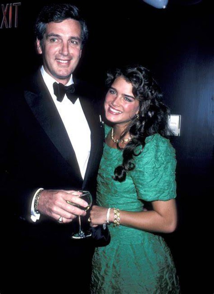 Brooke Shields' Dad: A Deep Dive into the Life of Frank Shields