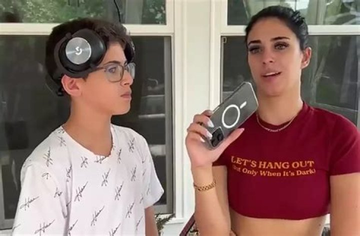Camilla Araújo: The Rising Star of the Adult Industry