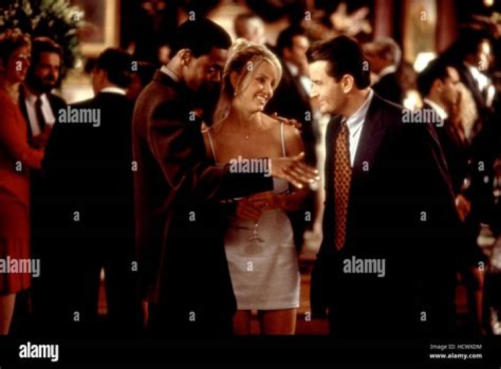 Charlie Sheen and Heather Locklear: A Glimpse into Their Turbulent Relationship