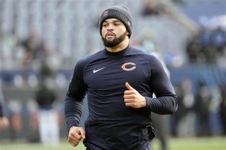 Chicago Bears Quarterback: A Legacy of Excellence and Challenges