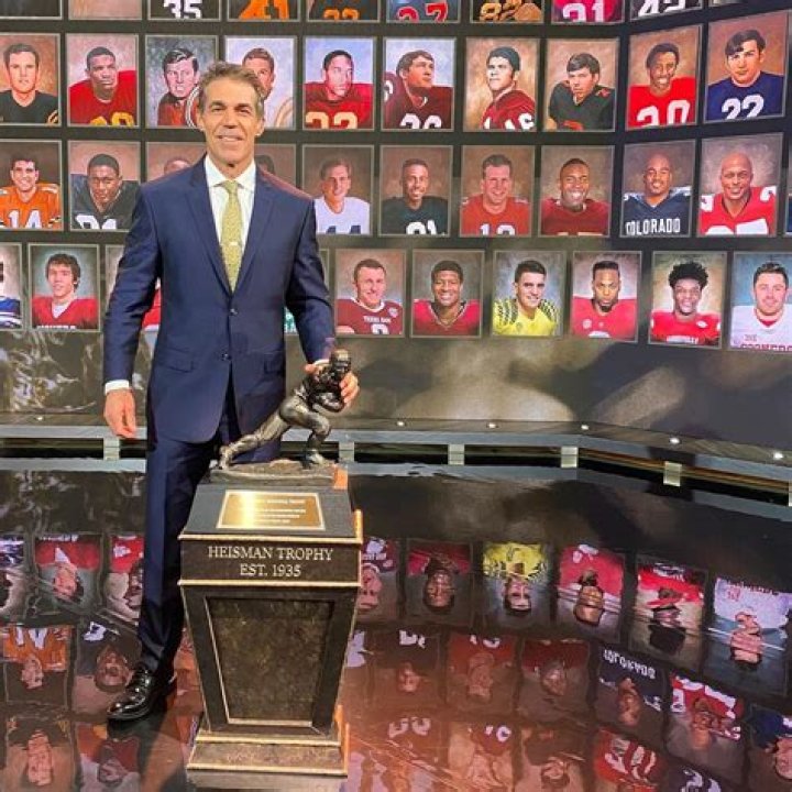 Chris Fowler Net Worth: A Deep Dive into the Life, Career, and Earnings of the ESPN Icon