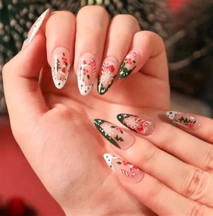 Christmas Nails Almond: A Festive Guide to Stunning Almond-Shaped Nail Designs