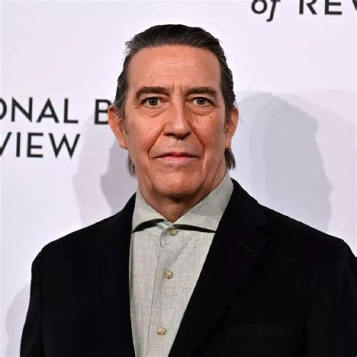 Ciaran Hinds Height: Facts, Biography, and Personal Details