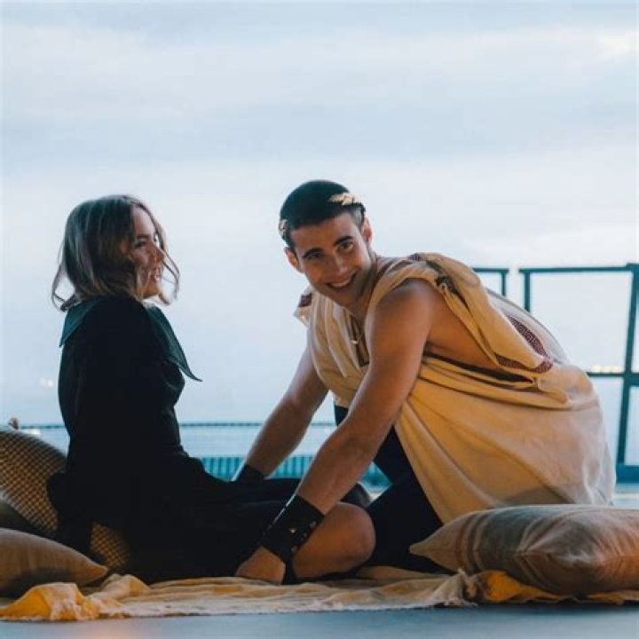 Clara Galle and Julio Peña: The Rising Stars of Spanish Cinema