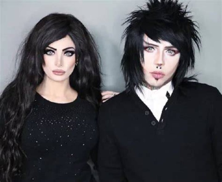 Dahvie Vanity's Girlfriend: A Deep Dive into Their Relationship