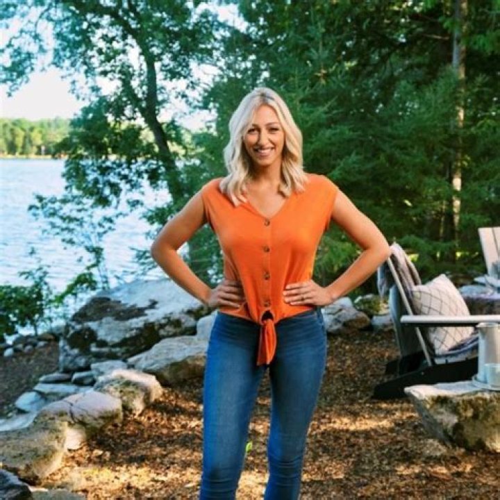 Debra Salmoni Net Worth: A Deep Dive into Her Life, Career, and Wealth