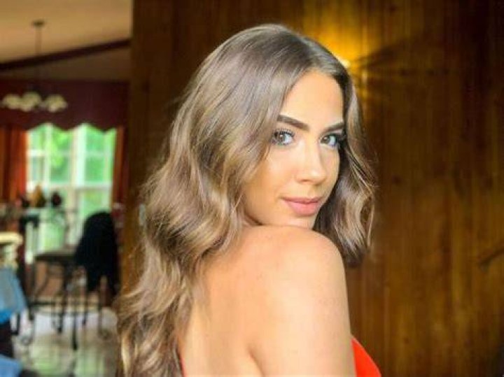Dee Valladares Net Worth: A Comprehensive Overview