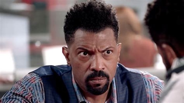Deon Cole: The Chicago Comedy Star Making Waves in Hollywood