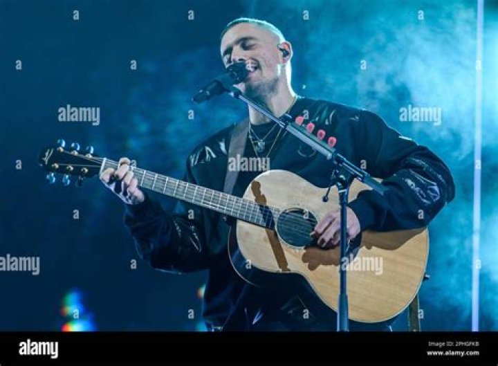 Dermot Kennedy Height: An In-Depth Look at the Irish Singer's Stature