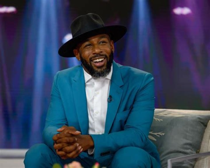 Digging into Stephen "tWitch" Boss's Grave: A Solemn Discovery