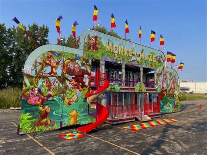 Discover the Enchantment of Mirror Mazes Near You