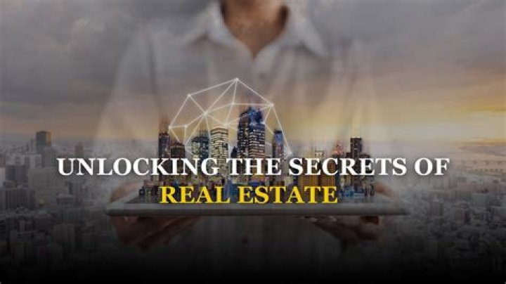 Discover the Secrets of Real Estate with Nicole, Your Trusted Realtor