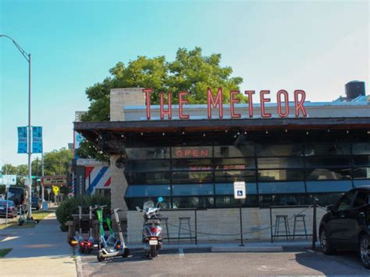 Discovering HB on South Congress: A Culinary Gem in Austin