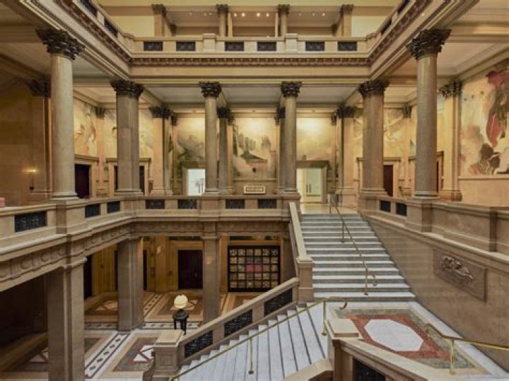 Discovering the Charms of the Carnegie Art Center
