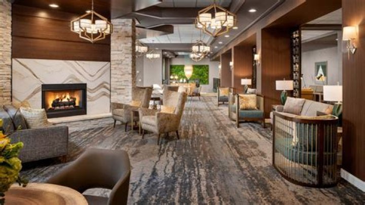 Discovering the Comforts of Belmont Senior Living