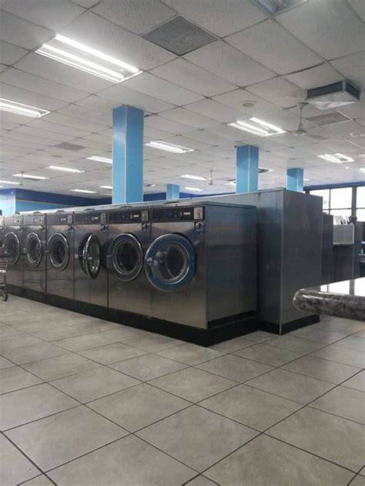 Discovering the Convenience of a 24 Hr Laundromat Near Me
