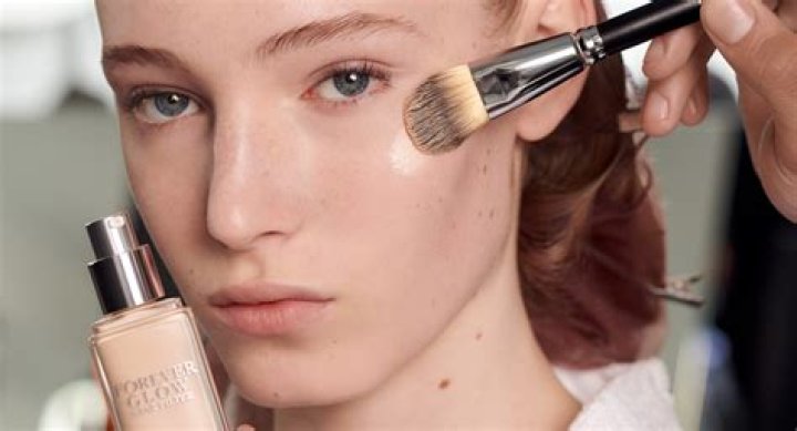 Discovering the Elegance of Dior Foundation: A Comprehensive Guide