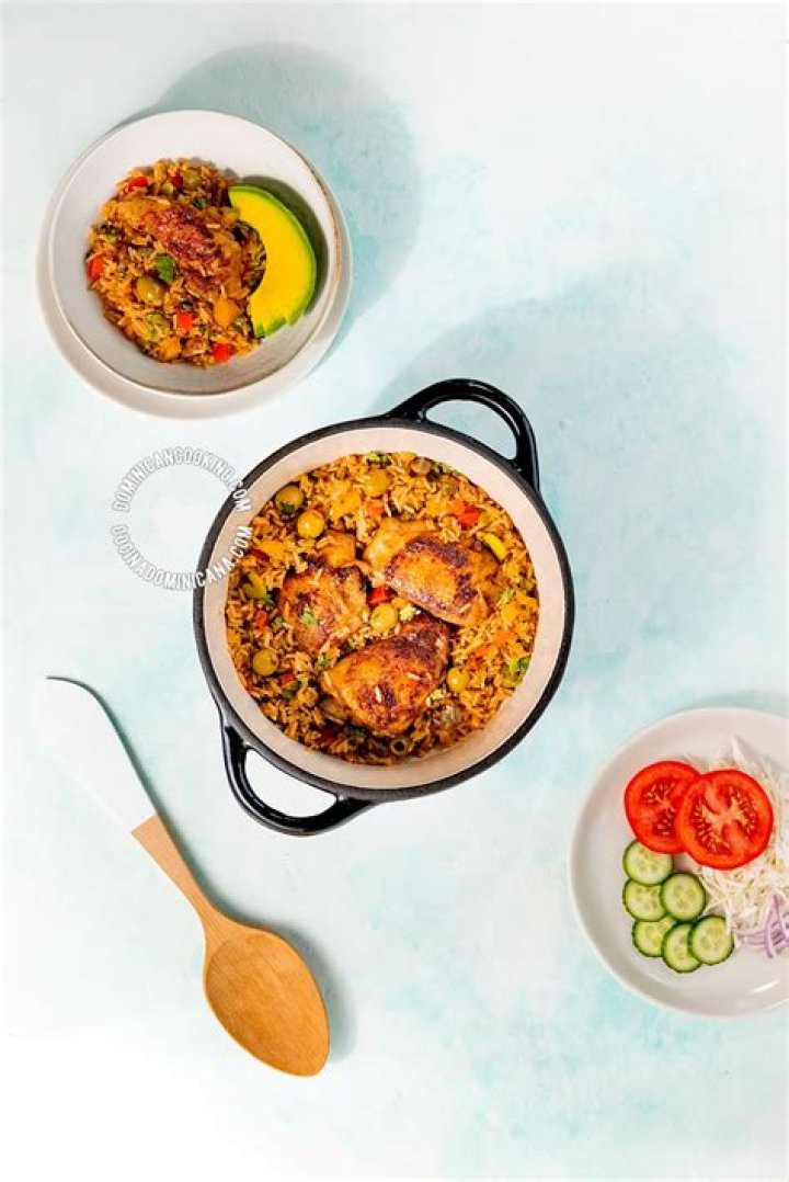 Discovering the Flavorful World of Locrio de Pollo
