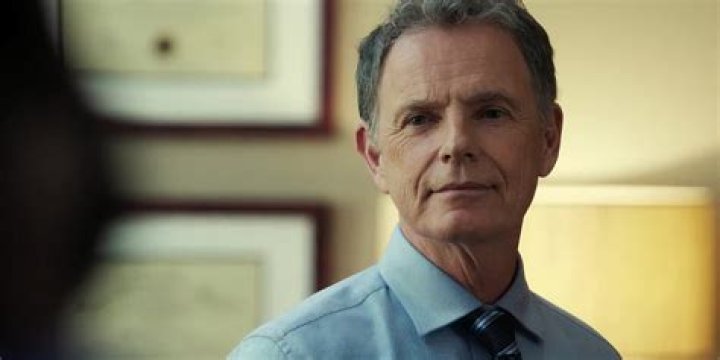Dr. Bell in The Resident: A Comprehensive Analysis of His Role and Impact