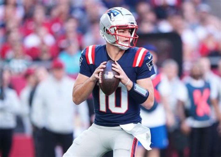 Drake Maye Reacts to Patriots Loss: A Rising Star's Perspective