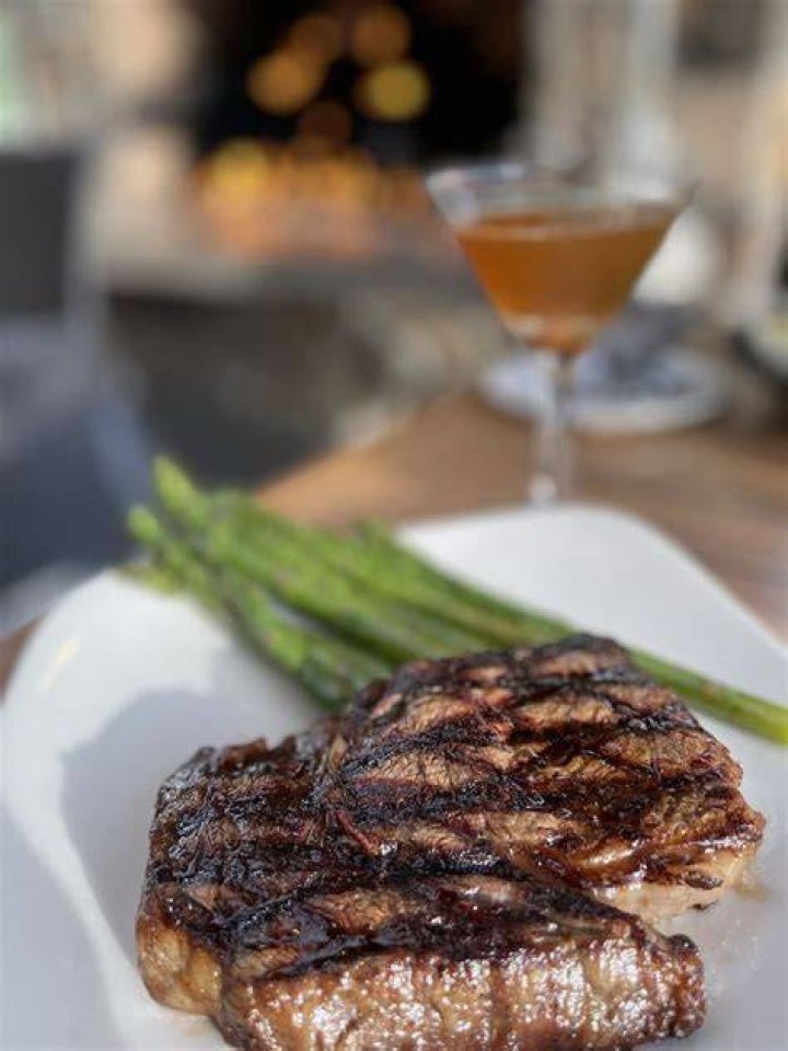 Emory's on Silver Lake Restaurant: A Culinary Gem in Everett