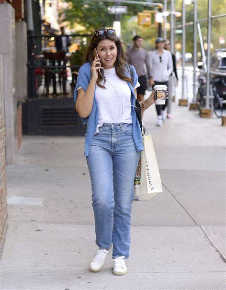 Exploring Camille Vasquez's Body: Fitness, Style, and Personality