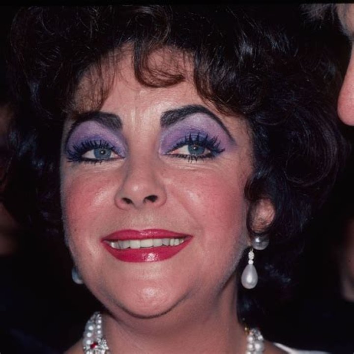Exploring Elizabeth Taylor's Relationships: A Journey Through Love and Heartbreak