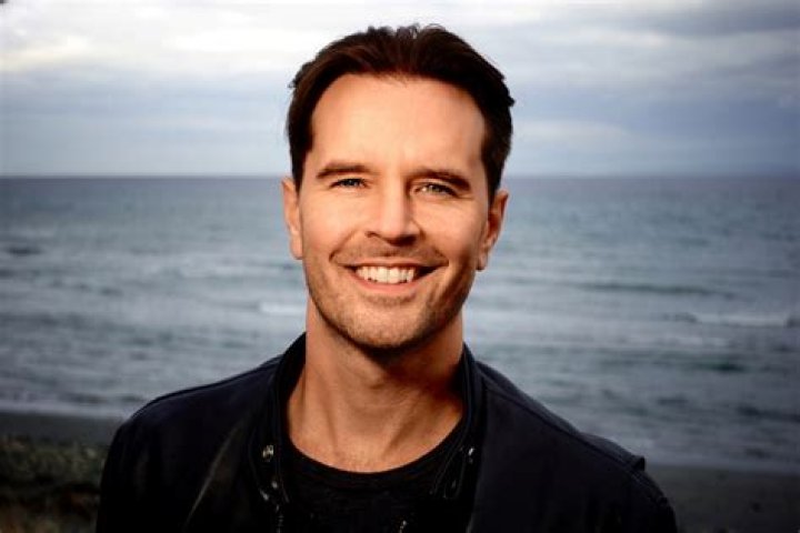 Exploring Graham Wardle's Book: A Journey Through His Creative Vision