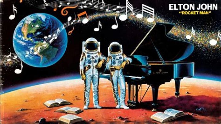 Exploring “Simple Life” by Elton John: A Deep Dive into Eltonography