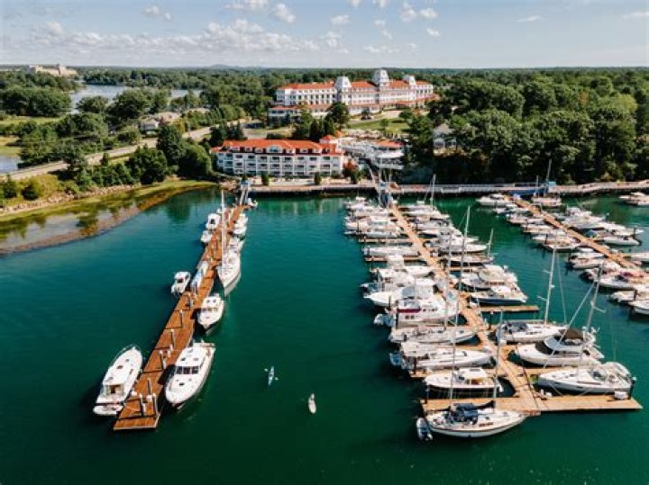 Exploring the Charm of Wentworth by the Sea