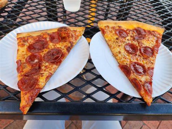 Exploring the Downtown House of Pizza in Fort Myers: A Slice of Culinary Delight