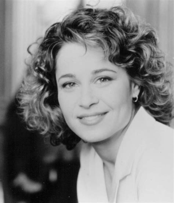 Exploring the Life and Career of Actress Julie Warner