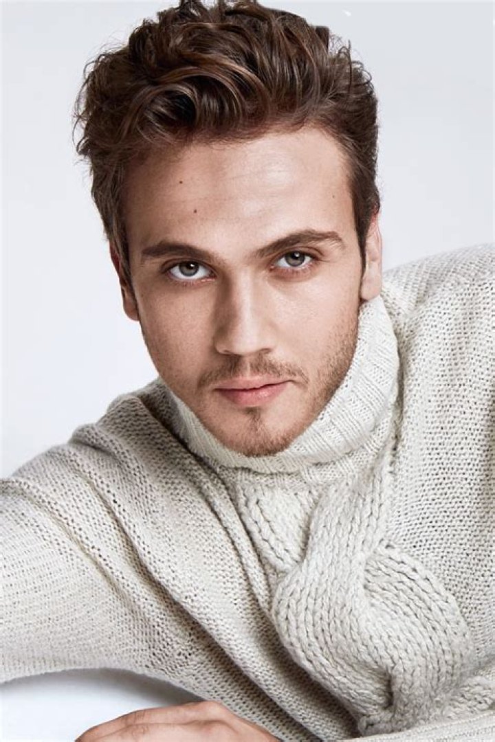 Exploring the Life and Career of Aras Bulut İynemli