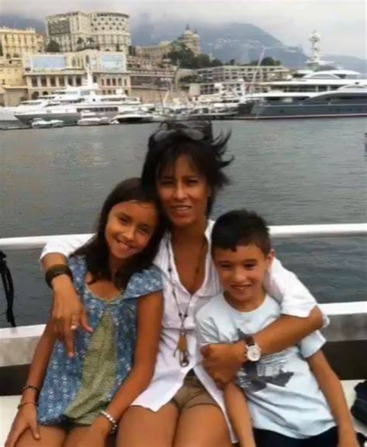Exploring the Life and Family of Alexandra Saint Mleux