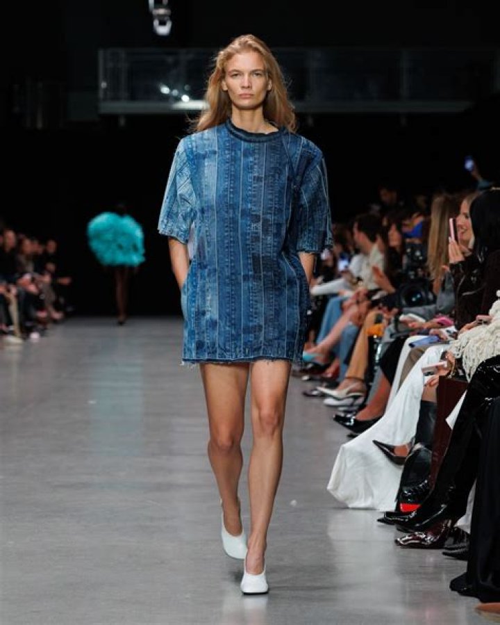 Exploring the Net Worth of Stella McCartney: A Deep Dive into Her Wealth and Success