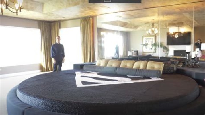 Exploring the Unique Dimensions and Comfort of Shaq's Bed