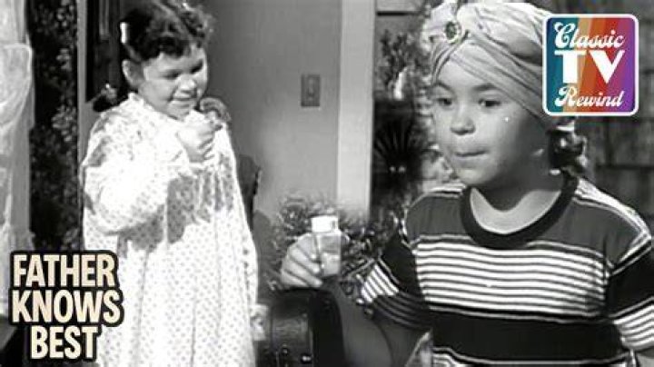 Father Knows Best: Kath Goes to Camp - A Deep Dive into the Classic Episode
