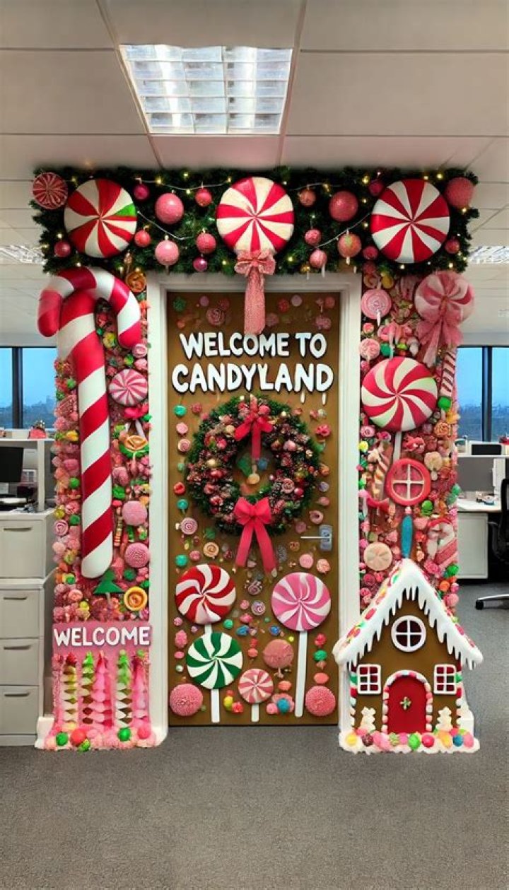 Festive Inspiration: Creative Christmas Office Door Decorating Ideas