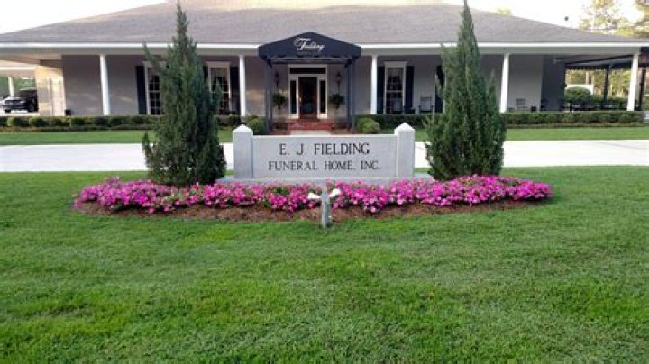Finding Comfort and Care at Johnson Funeral Home Elizabethtown